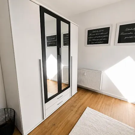 Appartement Ruhige Lage Naehe Heide Park, Parkplatz, Wlan & Kueche *
